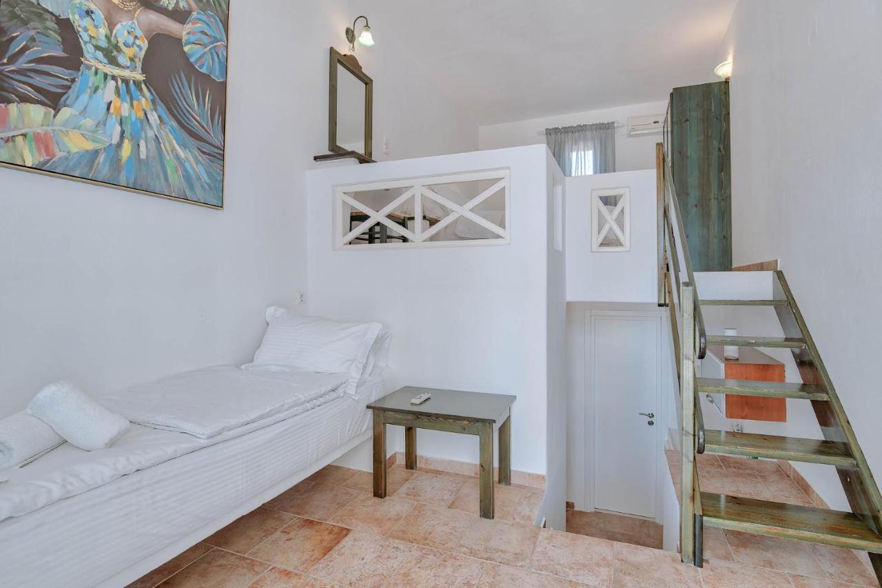 Palm Heaven Boutique Apartments Antiparos Exterior foto